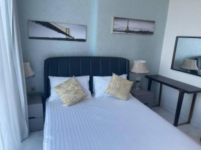 Trendy 1BR on Business Bay Canal